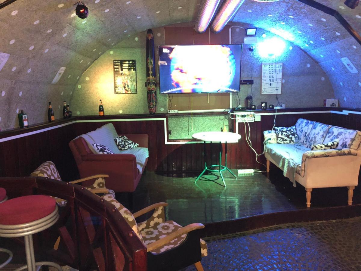 Whole Basement Former Pub 5 For Stag Do Budapeste Exterior foto