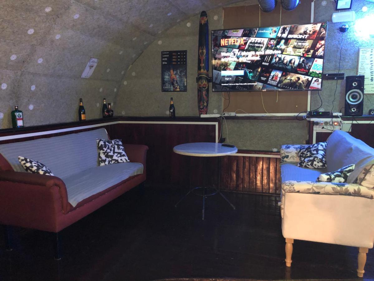 Whole Basement Former Pub 5 For Stag Do Budapeste Exterior foto